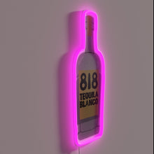 Charger l'image dans la galerie, Add vibrant glow to your home bar with tequila sign.