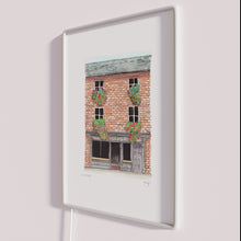 Charger l'image dans la galerie, Vibrant RGB illuminated pub decor with authentic Irish flair ambiance.