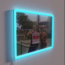 Charger l'image dans la galerie, Modern living room decor with bold 'no alcohol' warning sign.