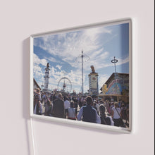 Charger l'image dans la galerie, Vibrant Munich Oktoberfest themed LED neon bar signs with German flair