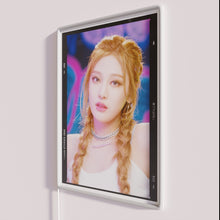 Charger l'image dans la galerie, Vintage Camera Inspired RGB Neon Sign for Dreamers and Adventurers Awaits