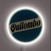 Charger l'image dans la galerie, Vintage Quilombo Quilmes beer logo illuminated in radiant neon lights.