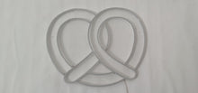 Charger l'image dans la galerie, Pretzel neon sign