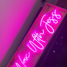 Charger l'image dans la galerie, bride neon sign
