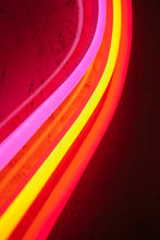 Charger l'image dans la galerie, love is love neon sign