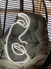 Charger l'image dans la galerie, Face neon sign