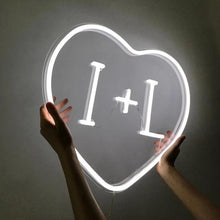 Charger l'image dans la galerie, Heart neon Sign with name