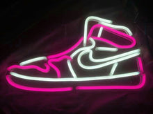 Charger l'image dans la galerie, Nike air jordan neon led pink