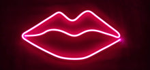 Charger l'image dans la galerie, Cheap lips neon