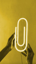 Charger l'image dans la galerie, Paper_clip Néon Sign - LAMPLES