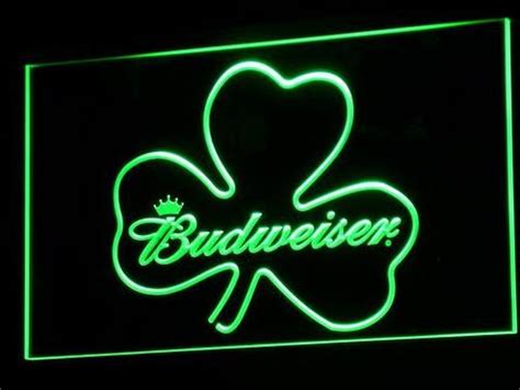 Signe de néon budweiser shamrock