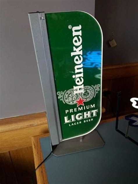 Signes illuminés Heineken