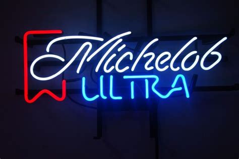 Signes de bière au néon Michelob