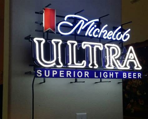 MICHELOB ULTRA SIGN à vendre néon