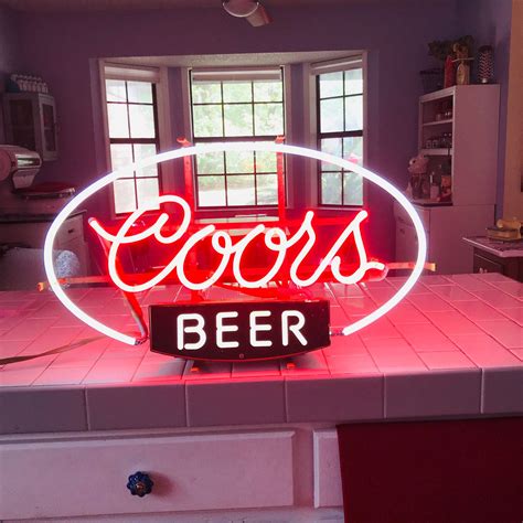 Coors vintage néon