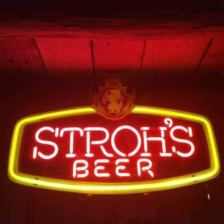 Enseigne au néon de bière de Stroh
