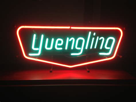 Enseigne néon de Yuengling vintage