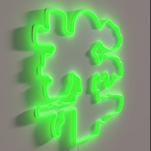 Charger l&#39;image dans la galerie, Brewery lovers welcome, vibrant glow in any home bar setting