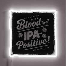 Charger l&#39;image dans la galerie, Neon sign featuring bold RGB colors and beer typography