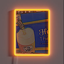 Charger l&#39;image dans la galerie, Vibrant Neon Sign Adorns Any Room with Hacker Pschorr Beer Culture