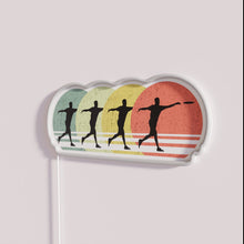 Charger l&#39;image dans la galerie, Retro-style glowing neon ultimate frisbee disc golf sports wall decoration lighting