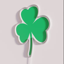 Charger l&#39;image dans la galerie, Vibrant green shamrock RGB neon sign for St Patrick&#39;s Day decoration