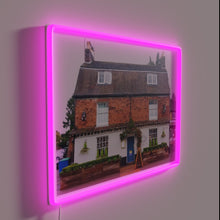 Charger l&#39;image dans la galerie, RGB illuminated sign of iconic pub logo, The Queen&#39;s Head.