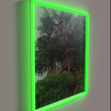 Charger l&#39;image dans la galerie, Add a touch of whimsy with our treehouse-inspired signage.