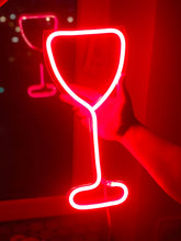 Charger l&#39;image dans la galerie, Glass of Wine wall neon
