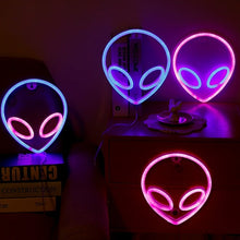 Charger l&#39;image dans la galerie, Alien LED Neon Sign