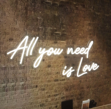 Charger l&#39;image dans la galerie, All you need is love light wall wedding